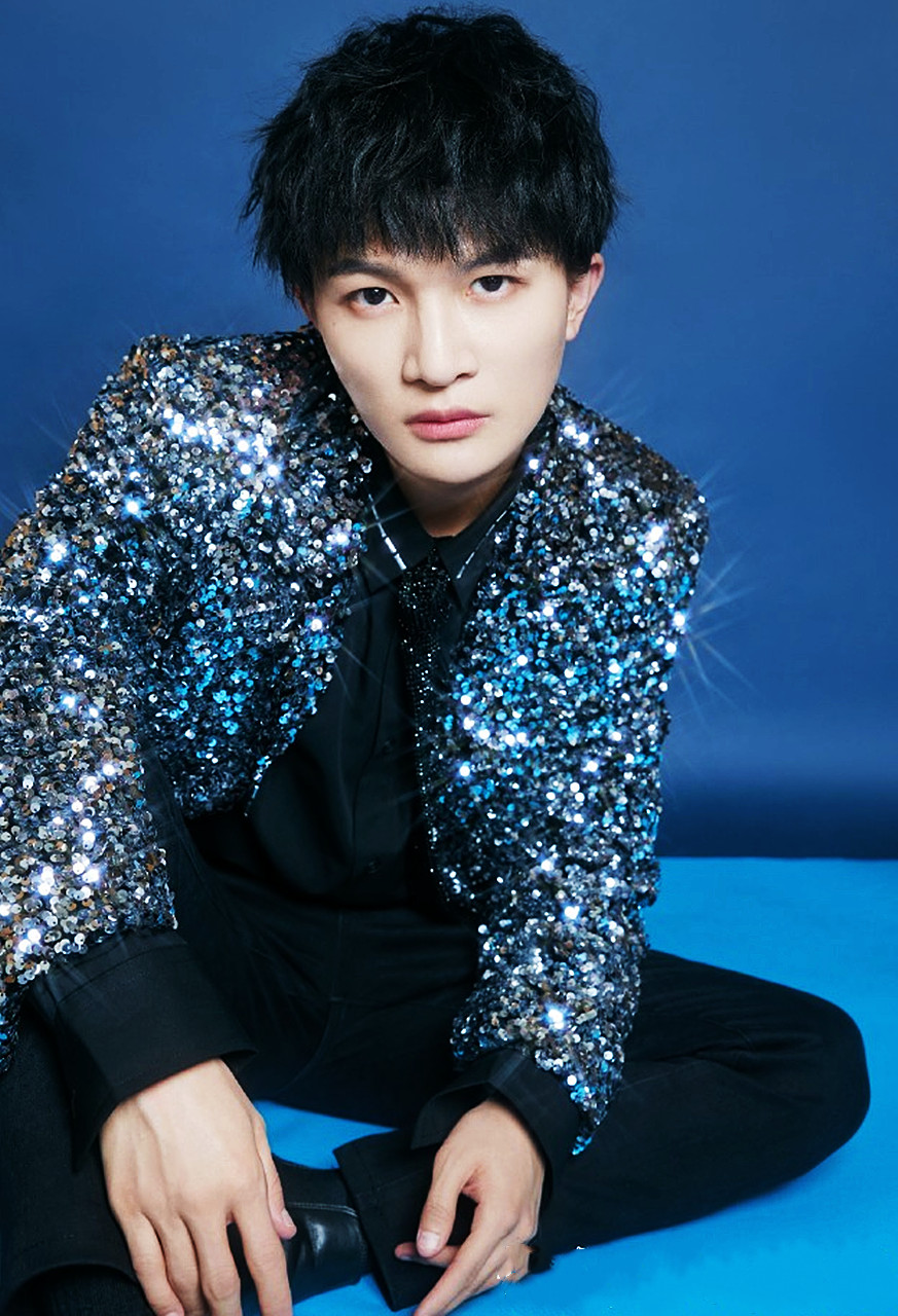 中國歌壇未來領袖人物週深個人資料簡介（週深）