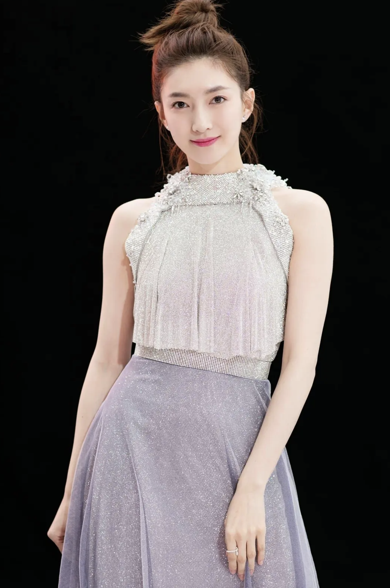 江疏影個人資料圖片 簡介（曾有社交恐懼症，與胡歌分手7年，她活得更有自信）