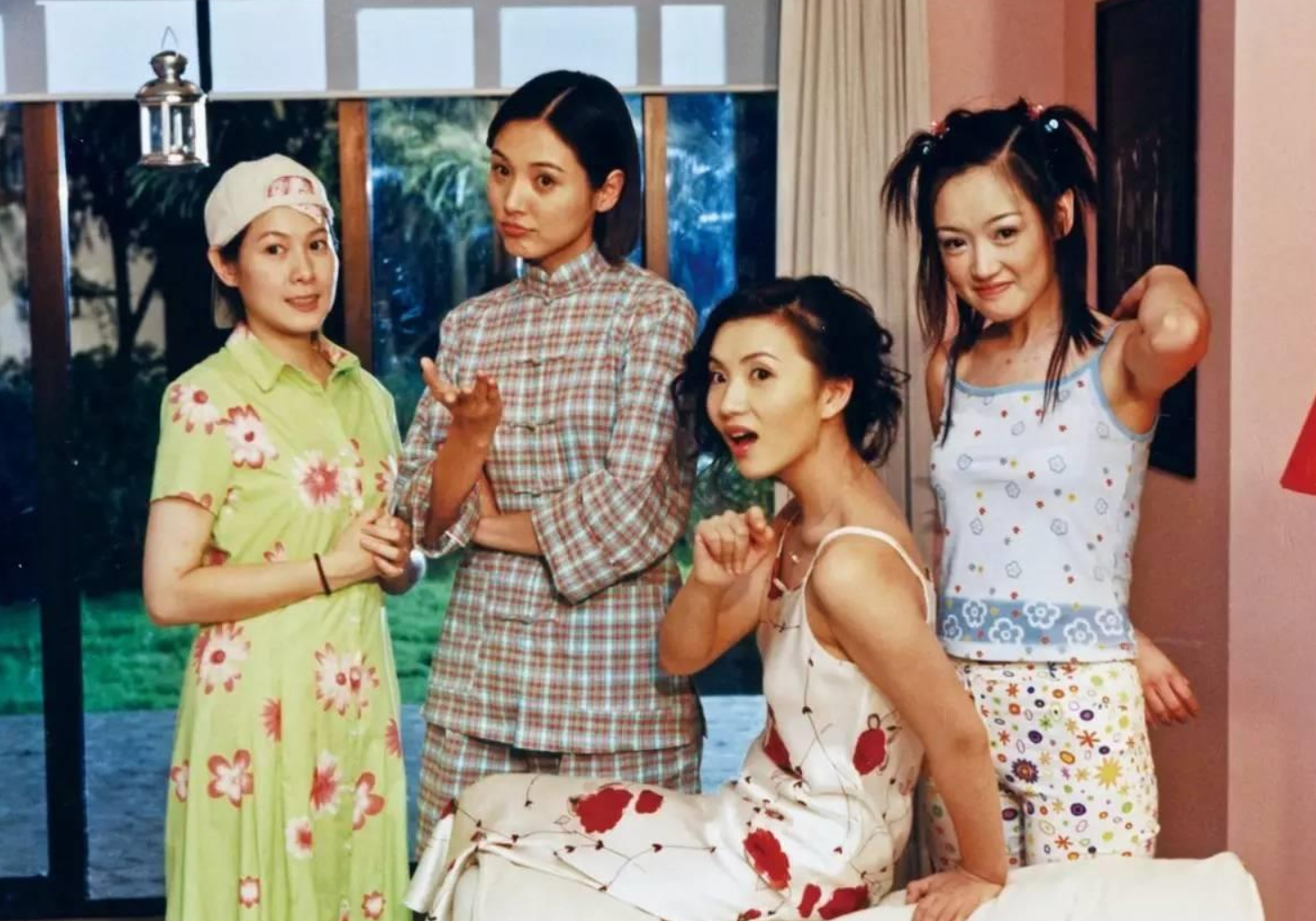 演員陳好：巔峰時嫁銀行家老公，如今44歲有兒有女依舊年輕