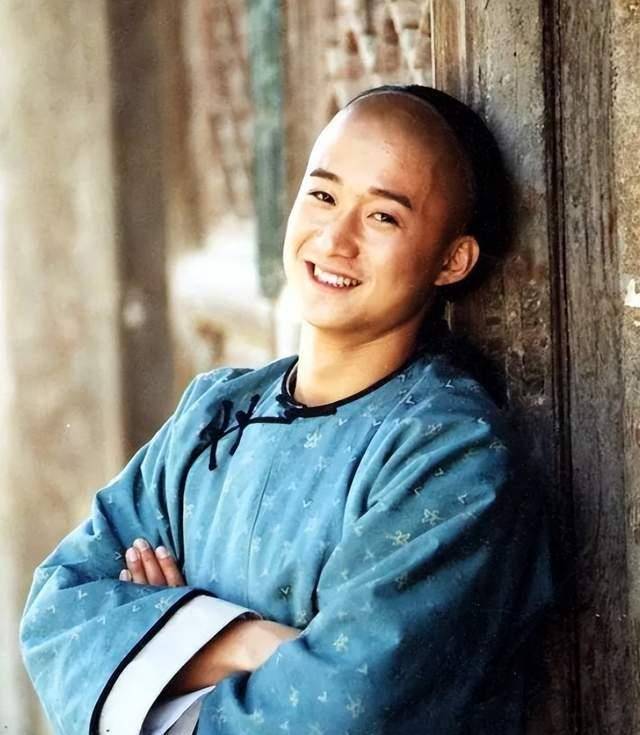 謝楠資料：身為一個優秀的主持人，她不應只被「吳京太太」定義