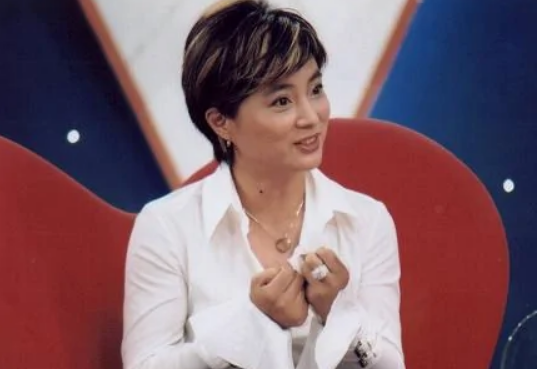 揭秘李玲玉與洋老公AA制婚姻生活：她為什麼不願意花老公的錢？