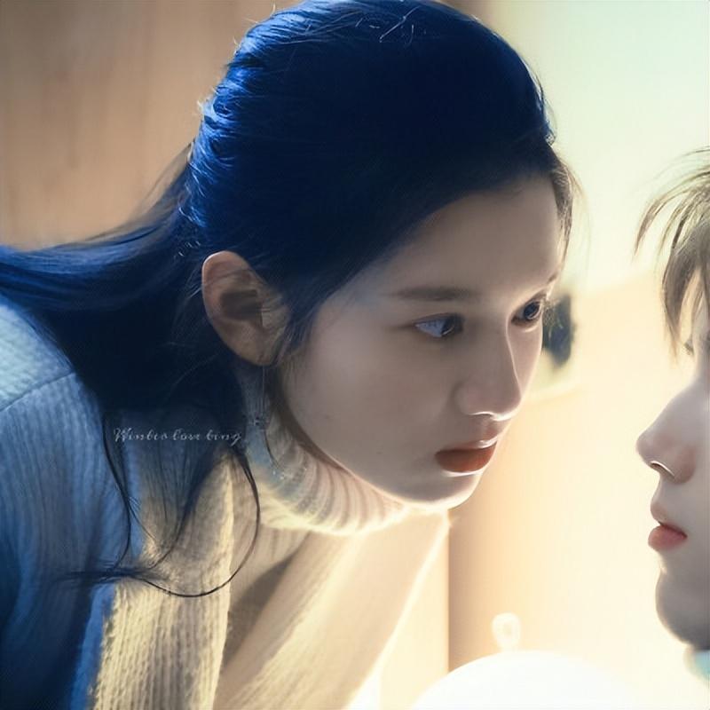 為什麼都叫張婧儀公主 ——青春時的美夢，童話裡的公主