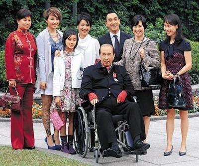 何鴻燊簡介（做生意四原則）