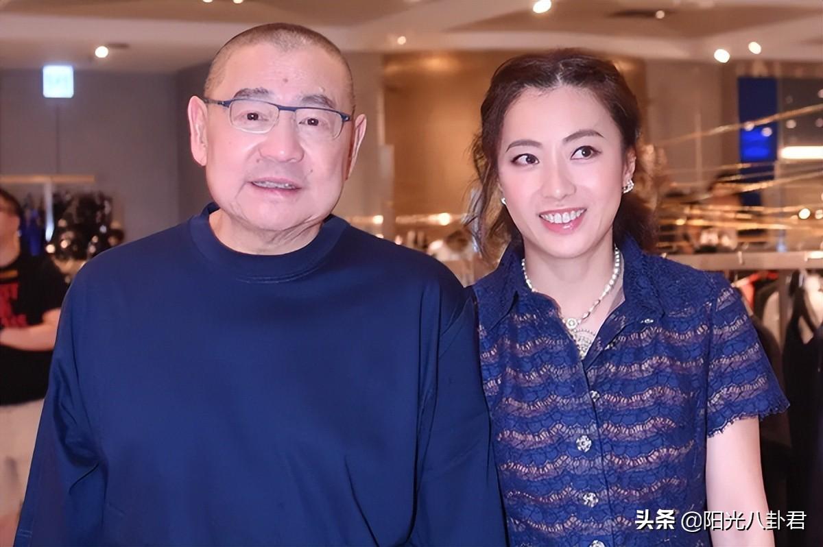 女星狙擊手劉鑾雄簡介（前女友一個比一個漂亮，娶的妻子顏值一言難盡）