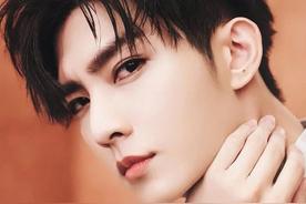 炎亞綸的早期個人資料介紹