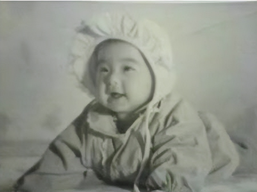 跳水女王郭晶晶簡介（「下嫁」豪門十年，她憑什麼贏得了霍家的尊敬？）