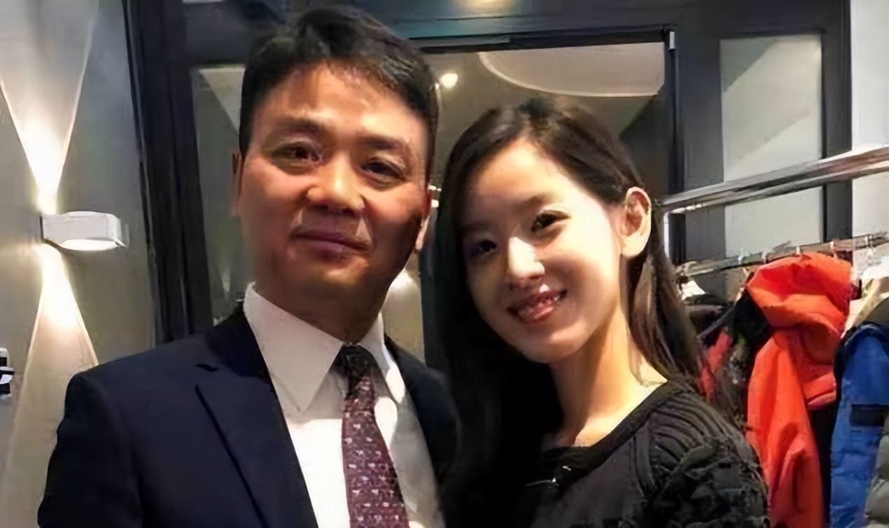 翁帆簡介（18年過去了，當年28歲嫁給8旬老人的翁帆，如今怎麼樣了）