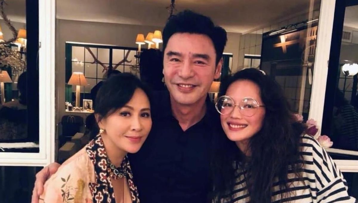 潔癖影后劉嘉玲簡介（因舒淇重新裝修廁所，不生娃卻認康康當幹兒子）