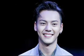 陳偉霆的個人資料