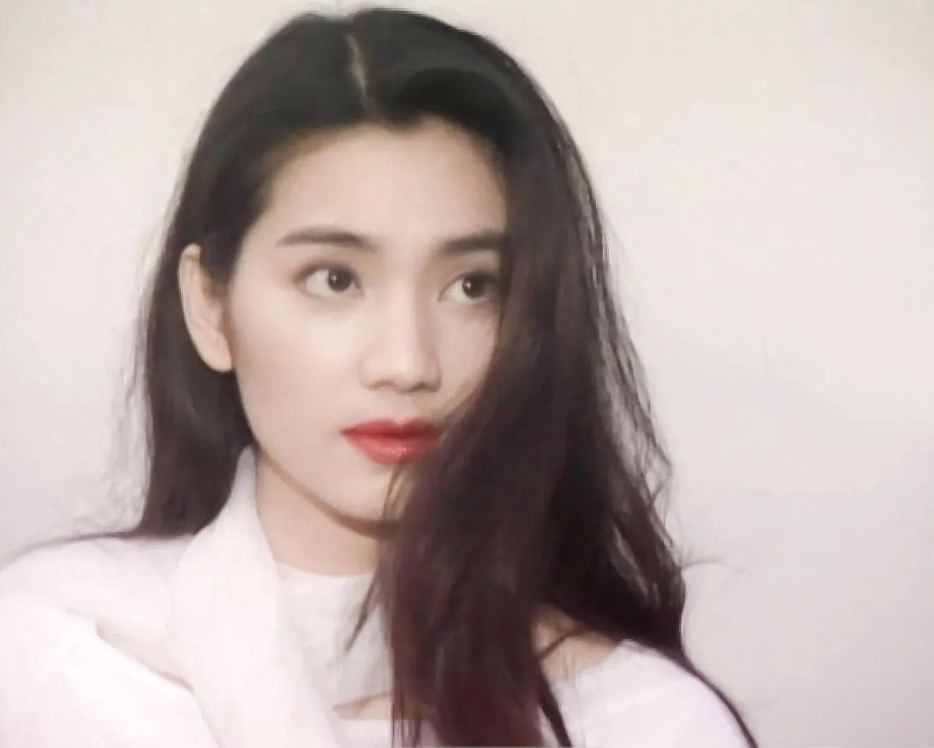 演員洪欣個人資料簡介*（和前男友生下兒子，嫁小10歲丈夫，幸福美滿）