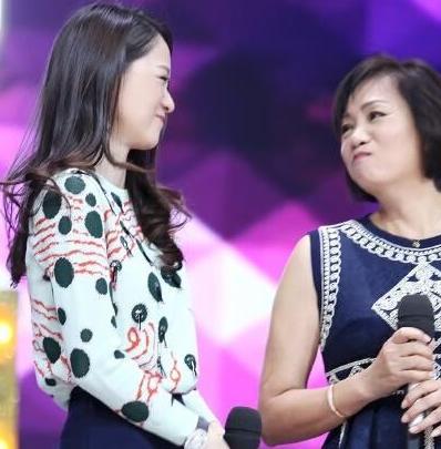 陳喬恩個人資料家庭背景 揭其媽媽是做什麼的二人罕見合照曝光