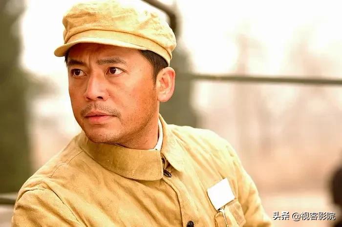 楚雲飛簡介(楚雲飛左膀右臂，為什麼在抗日戰爭結束後沒有隨楚雲飛高升？)