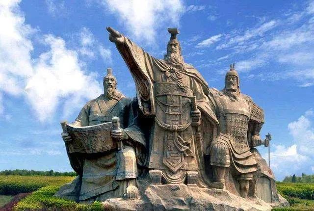 「不鳴則已，一鳴驚人」這個成語是形容楚莊王還是齊威王？