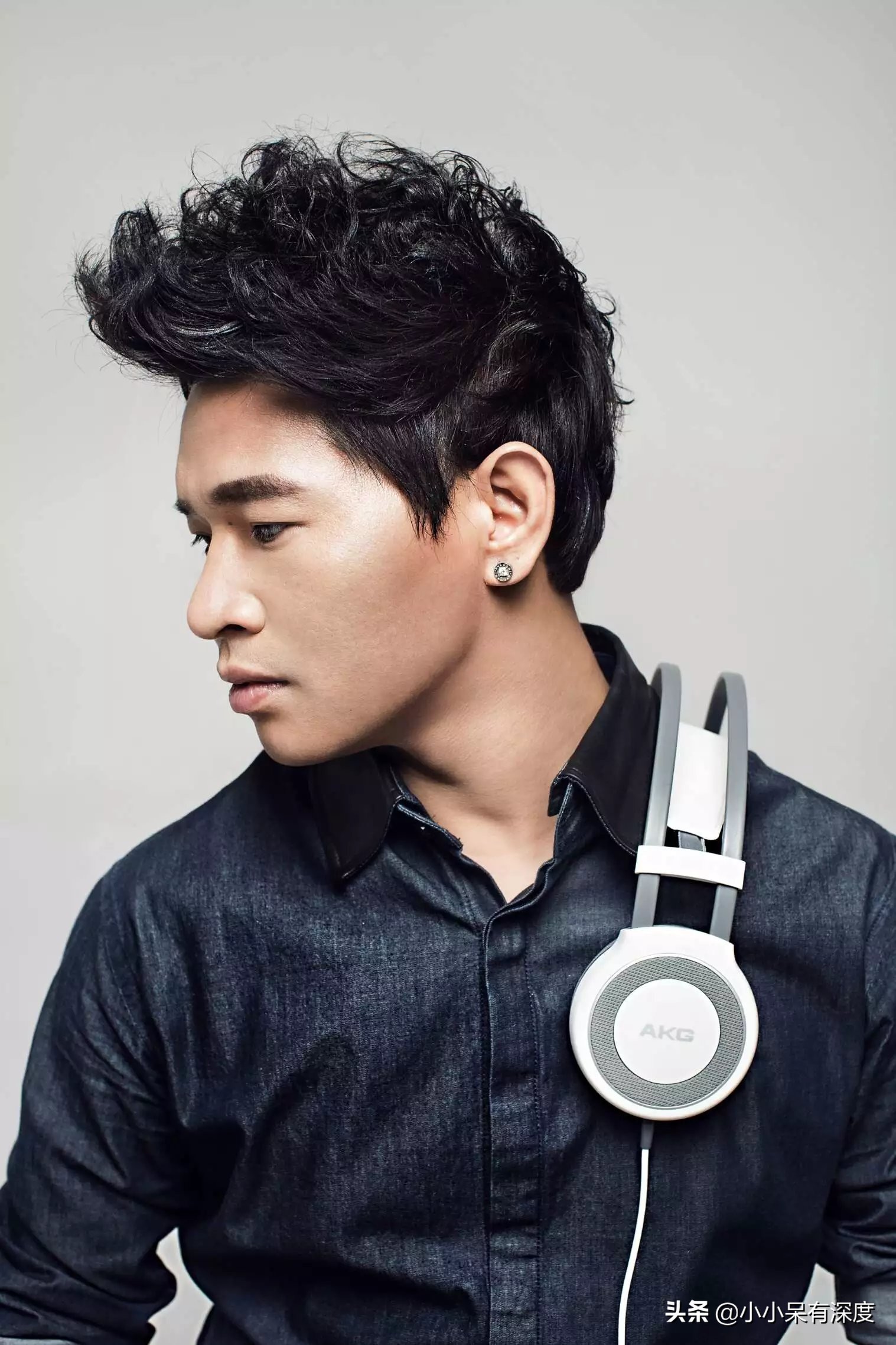 冷漠的老婆個人資料簡介（就是美女楊小曼啊！冷漠談起妻子為何淚流滿面）