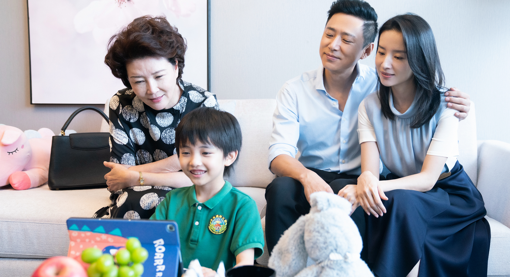 著名演員朱茵個人資料簡介（婚姻失敗，對女兒有罪惡感，一生最痛苦的事是失眠）