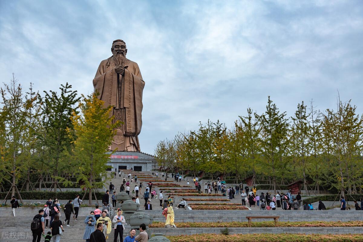 有教無類是誰提出的(《論語》教育智慧：有教無類，人人可教)