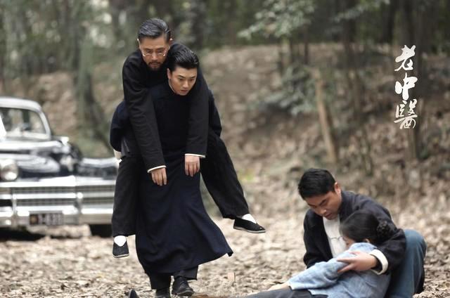 陳寶國的兒子是誰(陳寶國父子6度合作，兒子濃眉大眼，網友卻說沒遺傳老爸好基因)