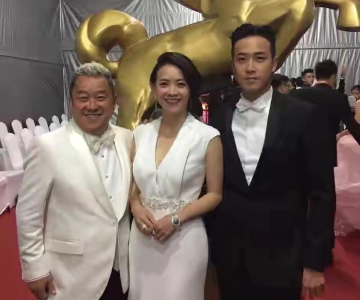 曾寶儀的老公是誰(48歲曾寶儀，和男友相戀16年不結婚)