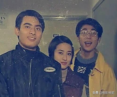 保劍鋒老婆是誰(44歲保劍鋒低調娶演員何∈好，兒子顏值高像爸爸，一家3口很幸福)