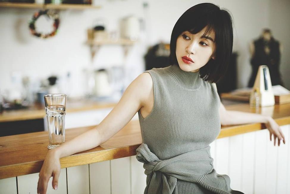 王子文個人資料簡介及年齡（”高端玩家”王子文：被拍與大28歲王朔回家，今帶娃和富二代姐弟戀）