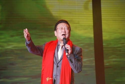 蔣大為個人資料簡介及現在國籍（蔣大為：移居海外後花光積蓄，被敲詐90萬，為女兒結婚拼命賺錢）