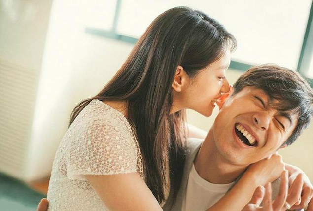 沈佳妮的個人資料簡介（體操選手轉行當演員，30歲嫁29歲茱亞文生兩女被當成寶）