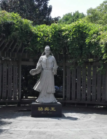 駱賓王簡介資料（駱賓王：少年神童，一代文豪，慘遭武帝殺害）