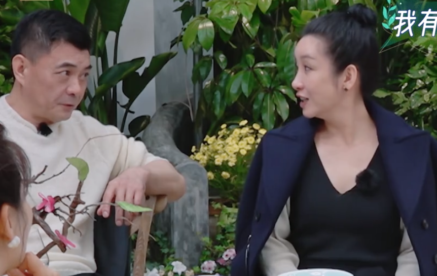 王新軍個人資料簡介及家世（王新軍：功成名就後拋棄妻子，再婚把秦海璐當成寶，唐靜到底差哪）