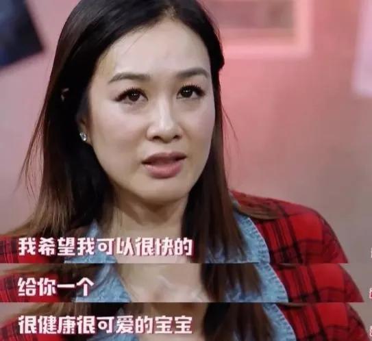 鍾麗緹簡介（52歲鍾麗緹和張倫碩求子拼四胎：女人有顏有錢，照樣輸給愛情？）