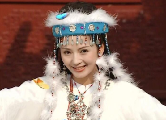 劉丹簡介資料（「香妃」劉丹：27歲意外離世後，父親殉職，哥哥病逝，是巧合嗎？）