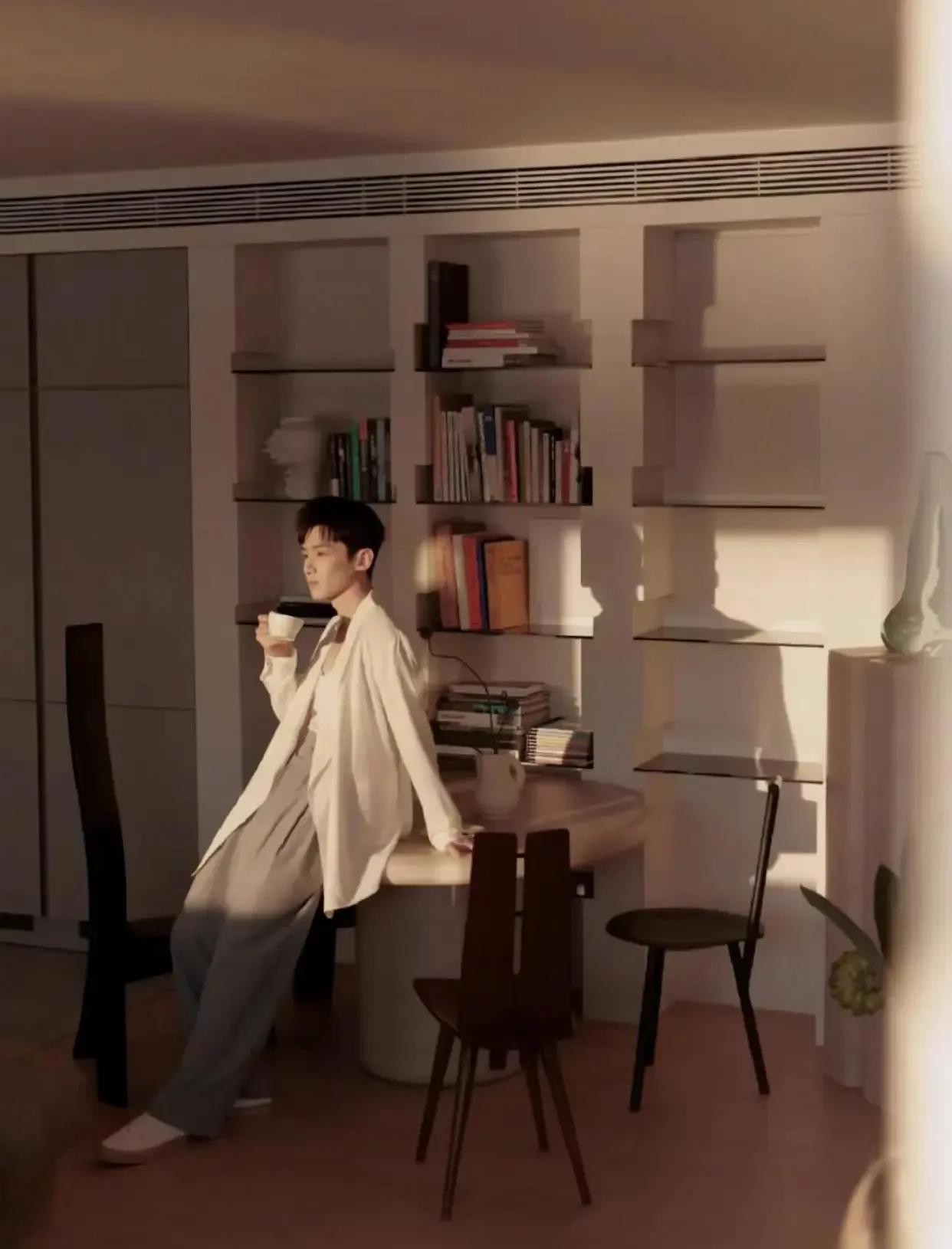 白敬亭個人資料簡介超詳細（男明星白敬亭住豪宅，他的生活過得非常幸福）