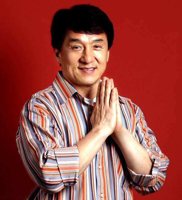 成龍個人資料大全（成龍：一次放縱毀了吳綺莉母女一生，他有著怎樣的心路歷程？）