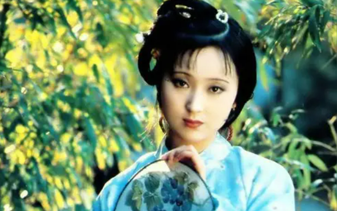 陳曉旭個人資料簡介及家世（「林黛玉」陳曉旭：19歲爆紅，41歲病逝後父親3年不敢進她房間）