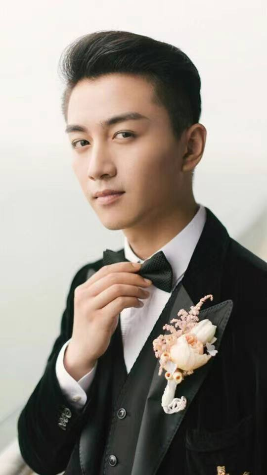 陳曉個人資料簡歷檔案（古裝男神陳曉再次引爆網絡，他究竟有著怎樣的過往？）