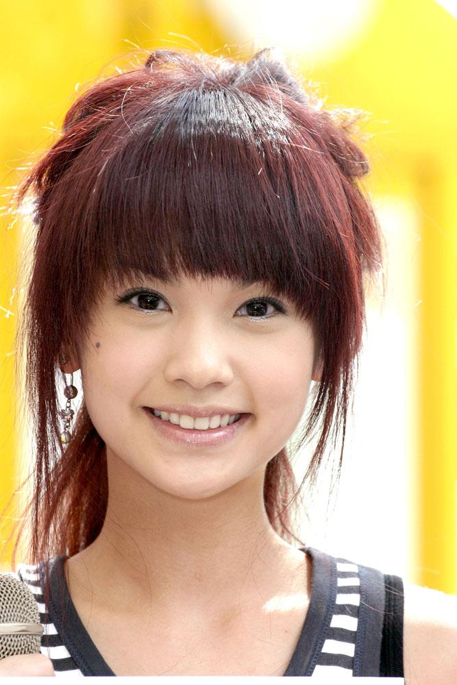 楊丞琳個人資料簡介演過的電視劇（楊丞琳的感情有多坎坷？千帆過後，定情李榮浩，如今終得幸福）