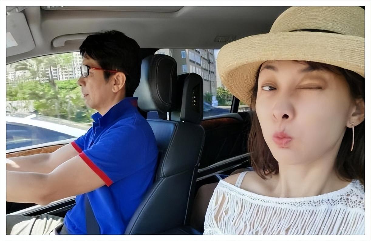 牛莉個人資料簡歷（演員牛莉：是運動冠軍也是小品女王，嫁給普通丈夫很知足）