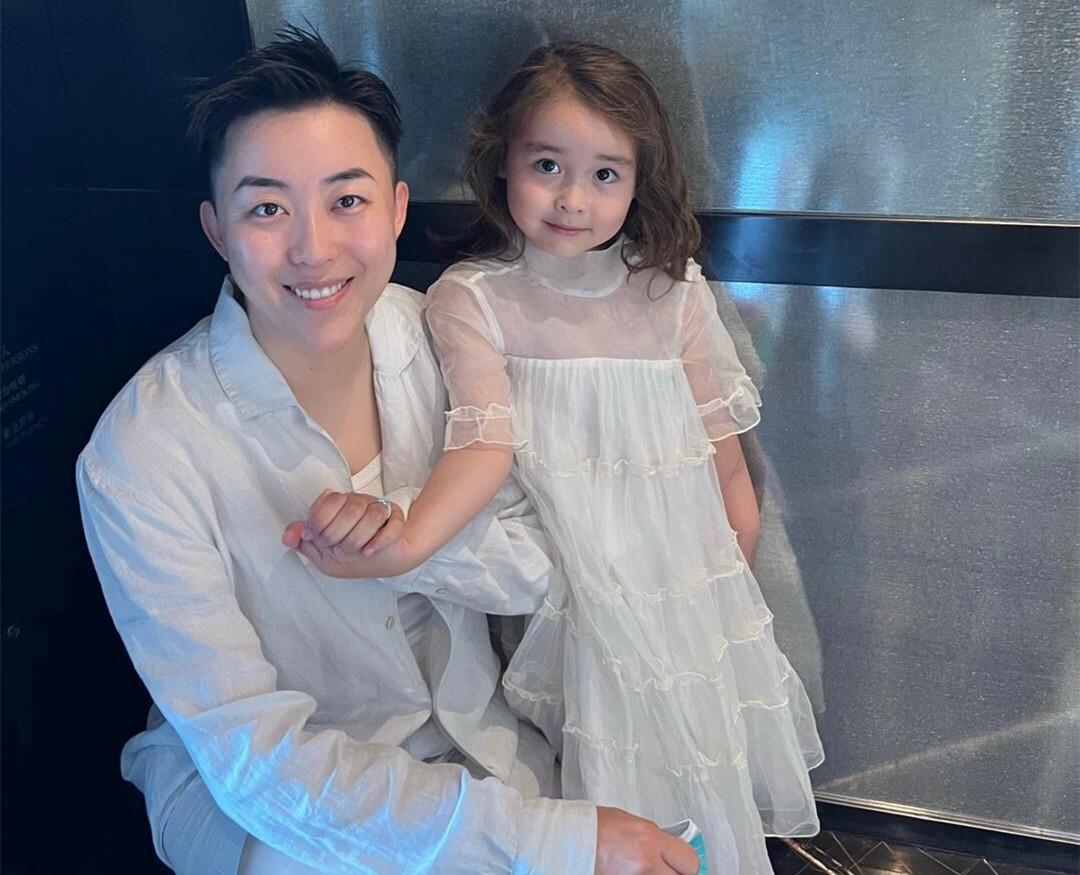 「無偶式養娃」的葉海洋，到底是個什麼樣的人？葉海洋個人資料來了！