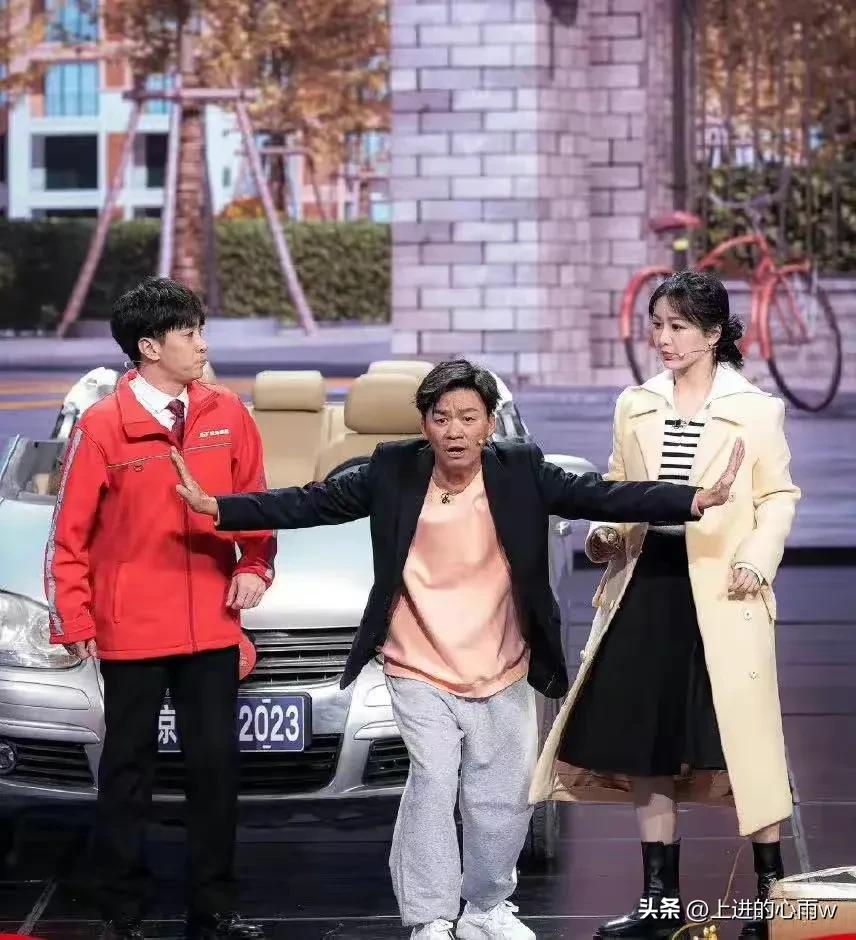 王寶強個人資料 :王寶強一個沒有黑料的男人，回村過年，沒架子，接地氣，贏得好評