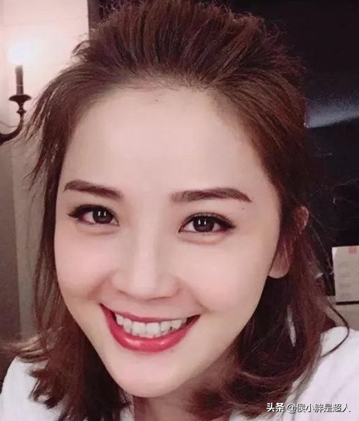 據說twins只差2公分，看起來阿sa比阿嬌高很多啊？