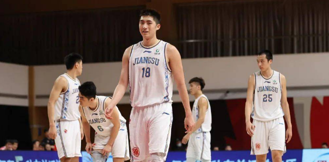 21分鐘砍18分！ 2.06米小王哲林終爆發 就此走上起飛之路？