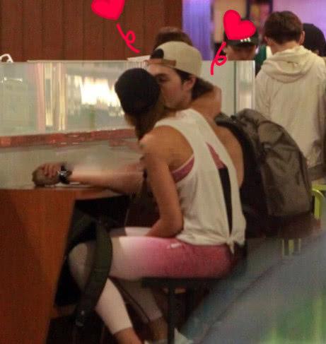 蔡依林前男友錦榮被爆出和混血模特兒當眾擁吻，疑似戀情石鎚