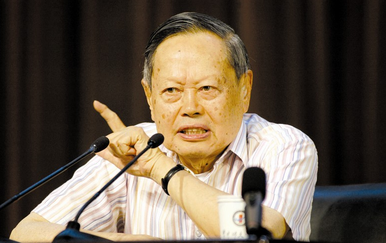 100歲楊振寧簡介（3個子女都留在美國，楊振寧：尊重他們）