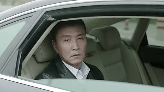 65歲老戲骨吳剛因人民的名義爆紅，戲內戲外妻子竟然是一個人