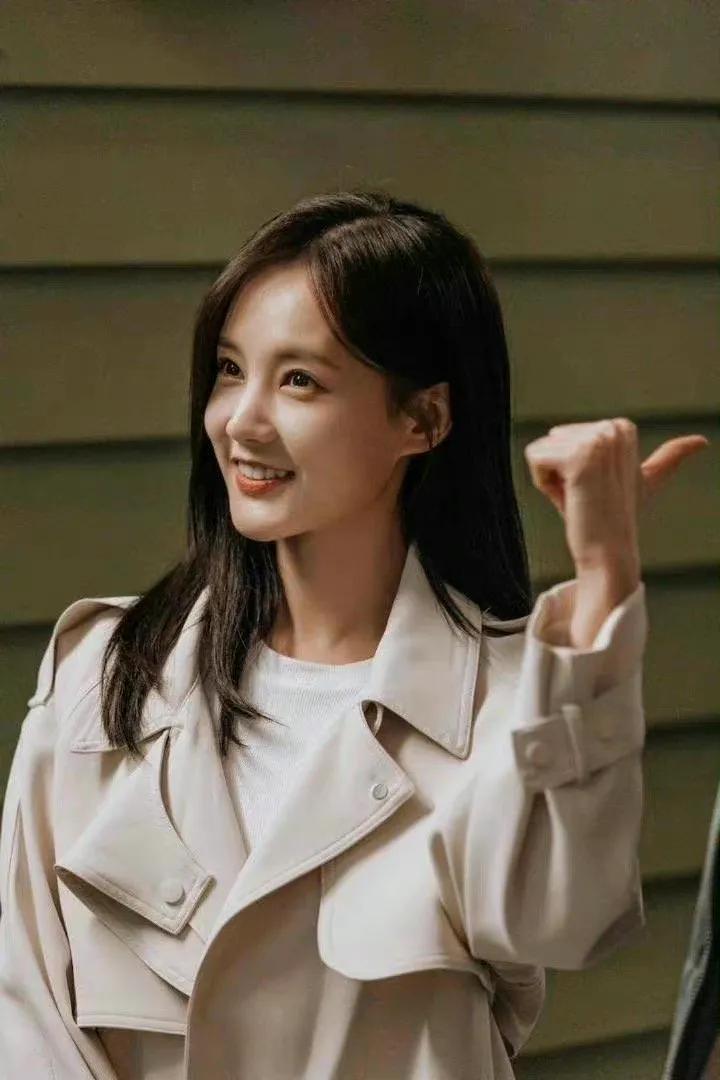 李一桐被狂飆救了，演技得到認可，終於有自己的人設