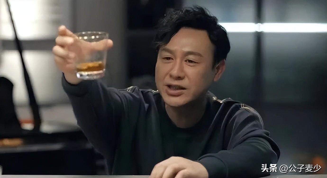 「劇拋臉」李一桐：出道8年劇火了，人卻不火，只因外表太有問題