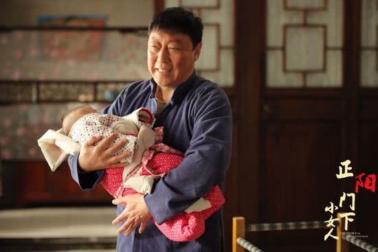 三劇連播，「高級癱」倪大紅真大紅了！明明很有人脈，卻處處低調