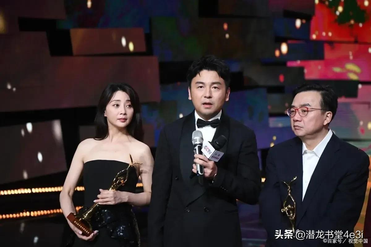 雷佳音：早戀輟學成混混，陰差陽錯成學霸，退圈賢妻助其折桂影帝