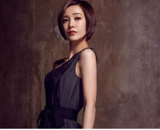 郭採潔出道時和如今的大反差變化：從甜妹到禦姐，只差一個郭敬明