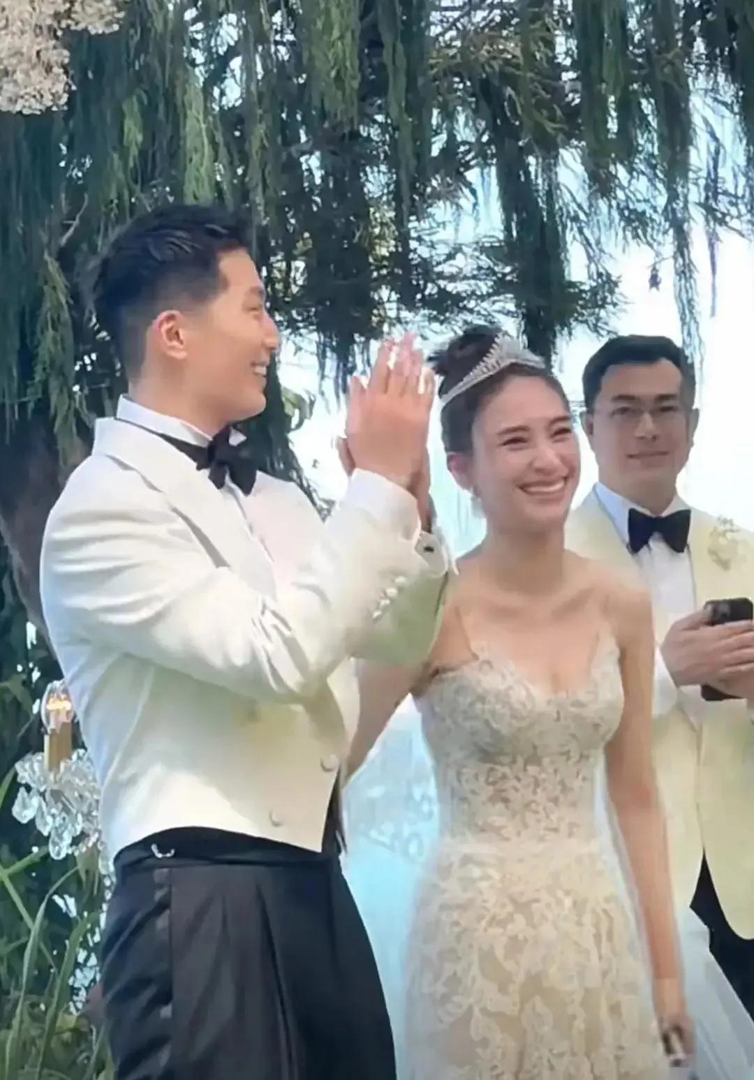 曝竇驍10歲時從陝西移民加拿大，並非高攀豪門