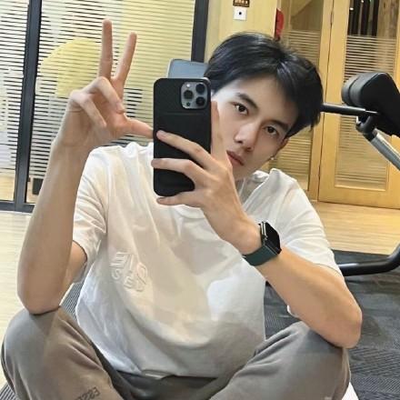 瘦了的胡先煦直接從奶萌弟弟變身國民男友！養成系的快樂誰懂